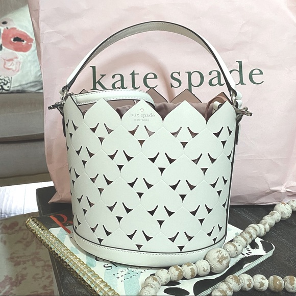 kate spade Handbags - Kate Spade Small Dorit Optic White Bucket Bag